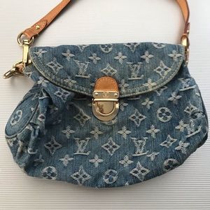 Louis Vuitton preowned monogram denim pleaty bag.
